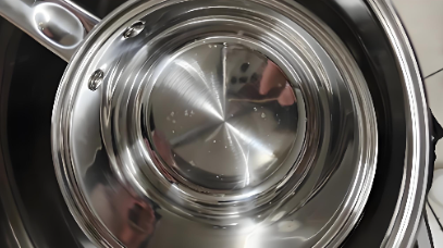 家用不锈钢锅发霉艾浩尔处理方法iheir8大全及日常预防技巧，护锅又健康